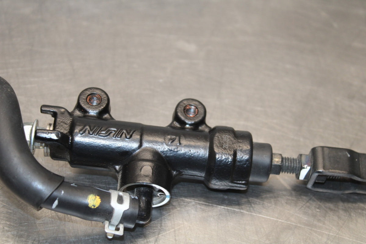 15-26 SUZUKI GSXR600 REAR BACK BRAKE MASTER CYLINDER W RESERVOIR BB888