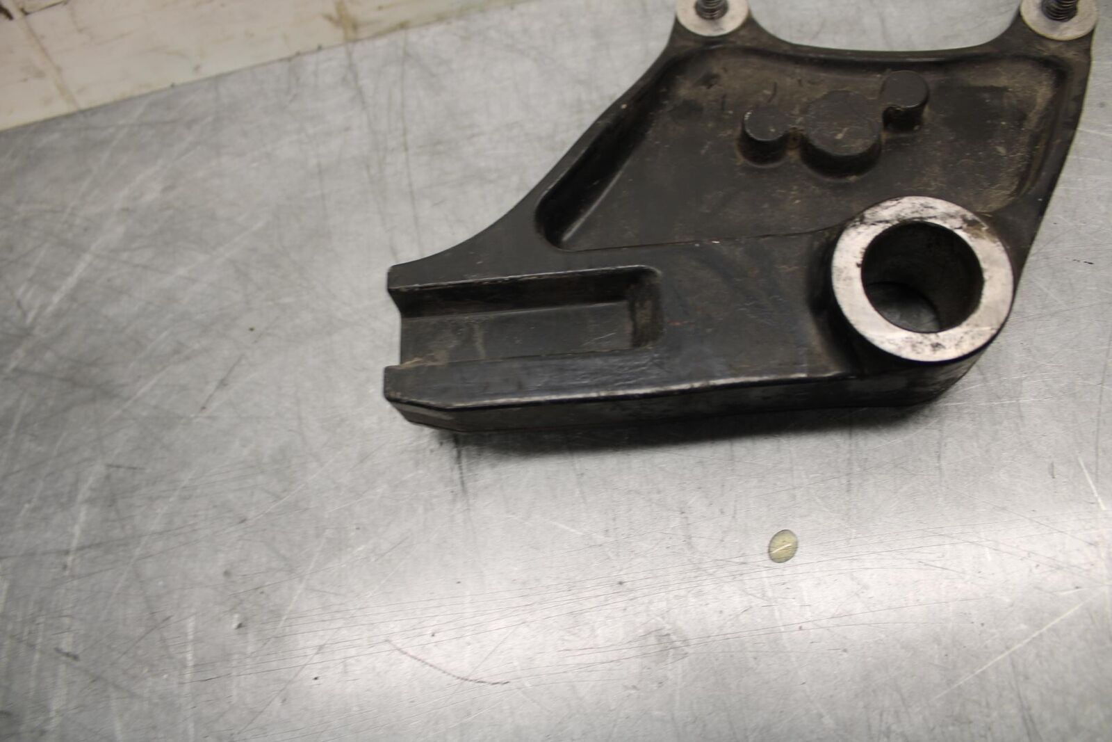 06-07 KAWASAKI NINJA ZX14R REAR  CALIPER HANGER BACK MOUNTING BRACKET BB466