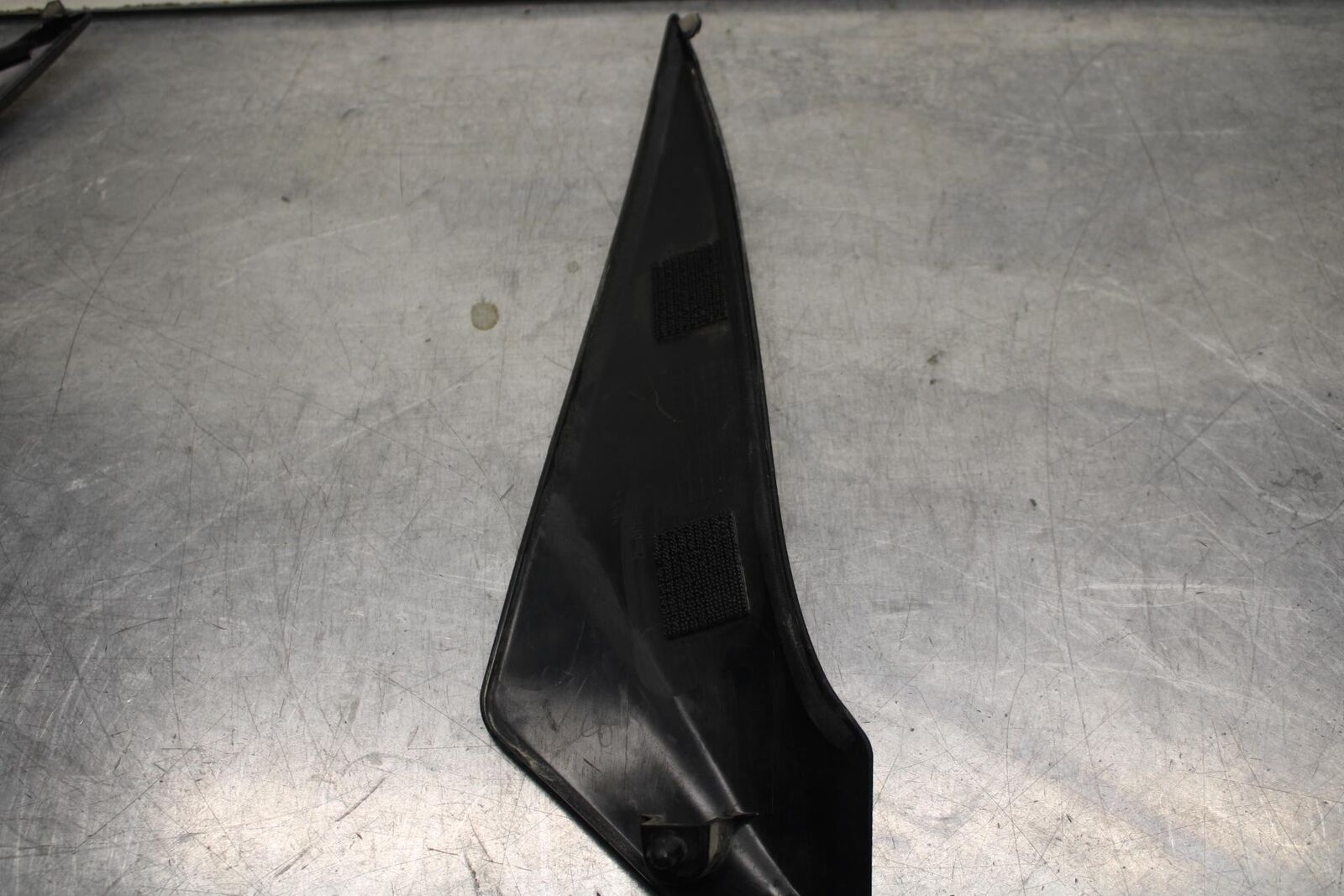 2011 Suzuki GSXR600 RIGHT LEFT FRONT SIDE SEAT PANELS TRIMS COWLS BB605
