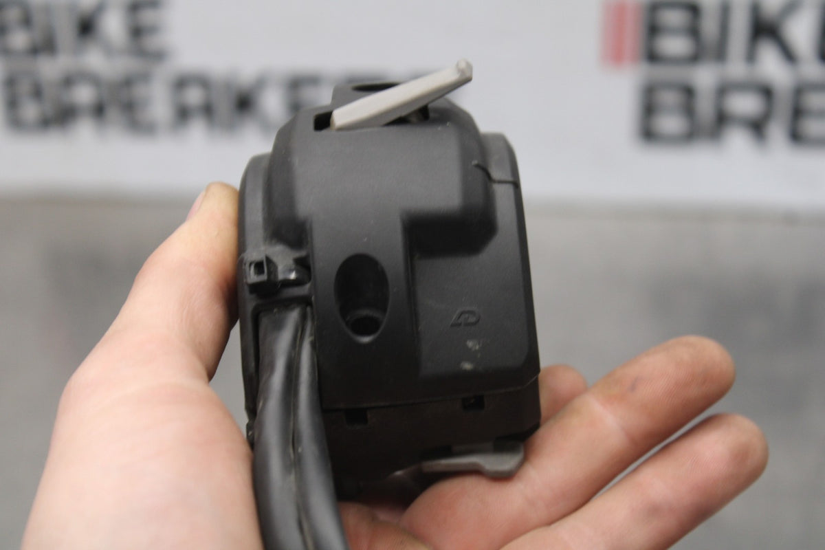 25 KAWASAKI Z900 LEFT CLIP ON HANDLE HORN SIGNALS SWITCH SWITCHES BB928