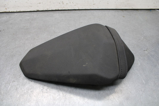 18-23 KAWASAKI NINJA 400 REAR BACK PASSENGER TANDEM SEAT PAD SADDLE  BB660