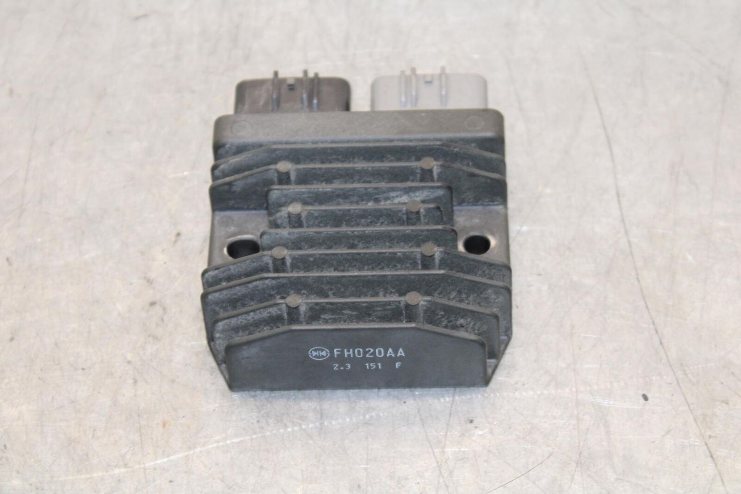 2012 Yamaha FZ8 RECTIFIER VOLTAGE REGULATOR BB550
