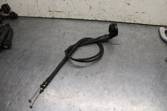 03-04 TRIUMPH DAYTONA 600 THROTTLE CABLE LINE HOUSING GUIDE BB745