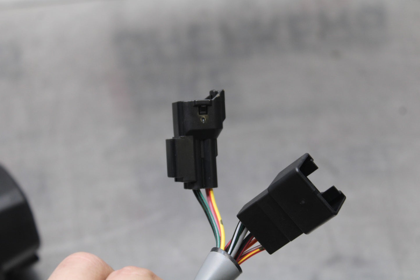 23-24 KAWASAKI NINJA ZX14R LEFT CLIP ON HANDLE HORN SIGNALS SWITCHES BB764