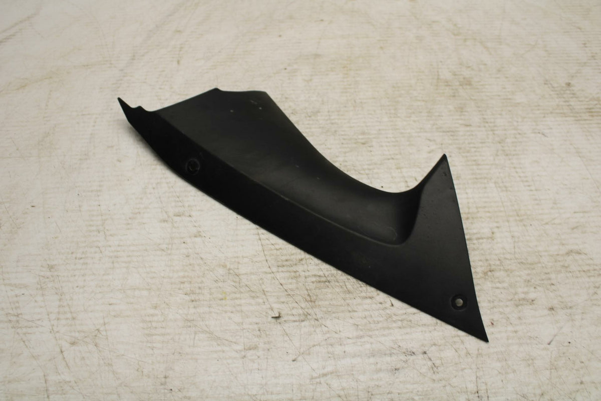 08-16 YAMAHA YZF R6 RIGHT FRONT DUCT COVER PANEL COWL BB365