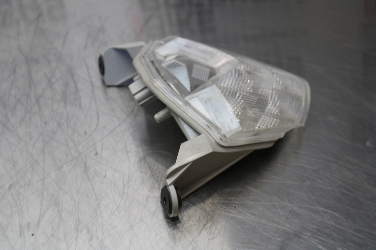 07 KAWASAKI Z1000 REAR TAIL TAILLIGHT BACK BRAKE LIGHT BB148