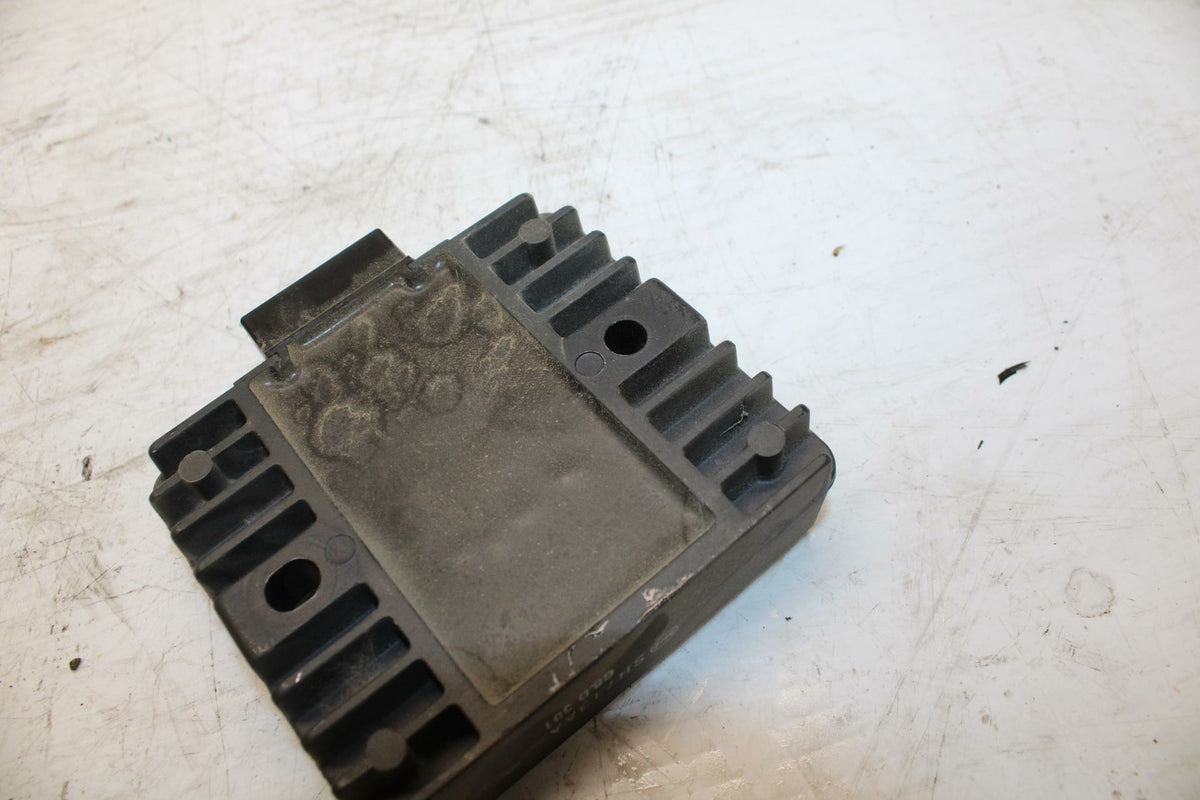 09 YAMAHA FZ6 RECTIFIER VOLTAGE REGULATOR BB295
