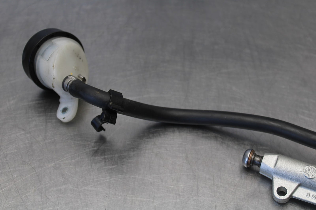 17-20 BMW S1000R REAR BACK BRAKE MASTER CYLINDER W RESERVOIR BB909