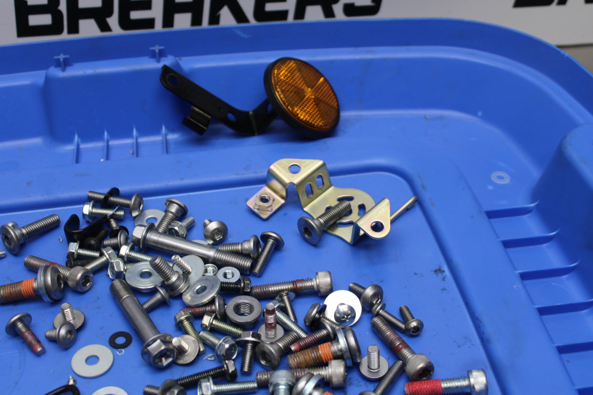 23-24 KAWASAKI NINJA ZX14R MOUNTING BOLTS HARDWARE SCREWS BB153