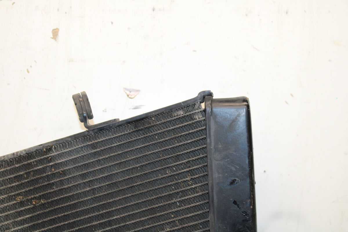 08-10 SUZUKI GSXR 600 ENGINE RADIATOR MOTOR COOLER COOLING RADIATER BB753