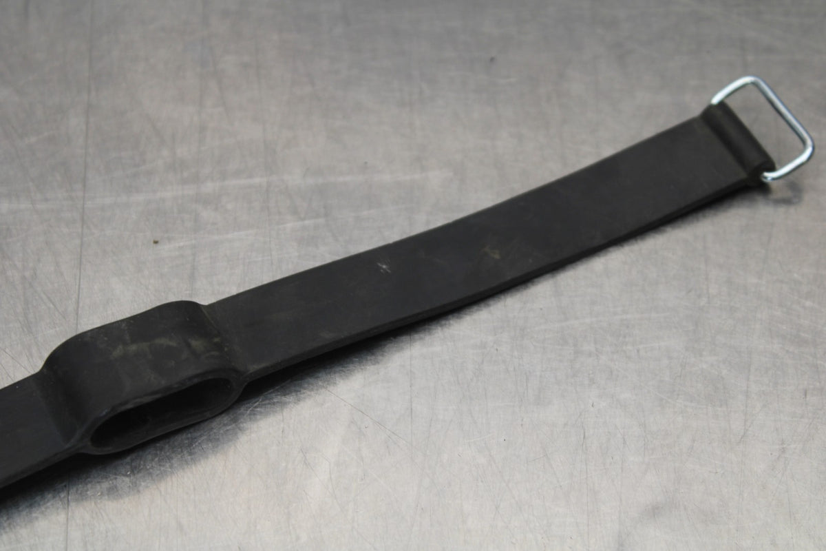 23-24 YAMAHA MT-07 BATTERY HOLD DOWN CLAMP STRAP BB194