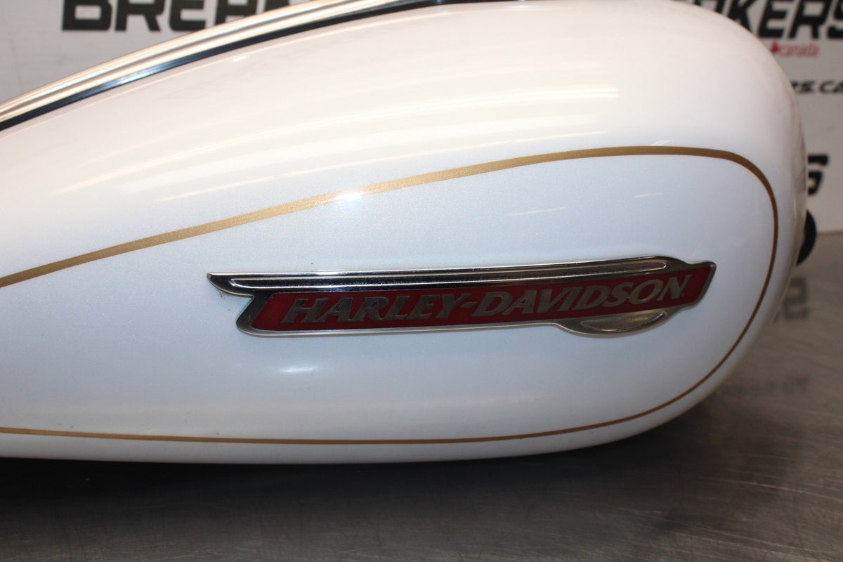 08 HARLEY-DAVIDSON SPORTSTER 1200 GAS TANK FUEL PETROL RESERVOIR BB794