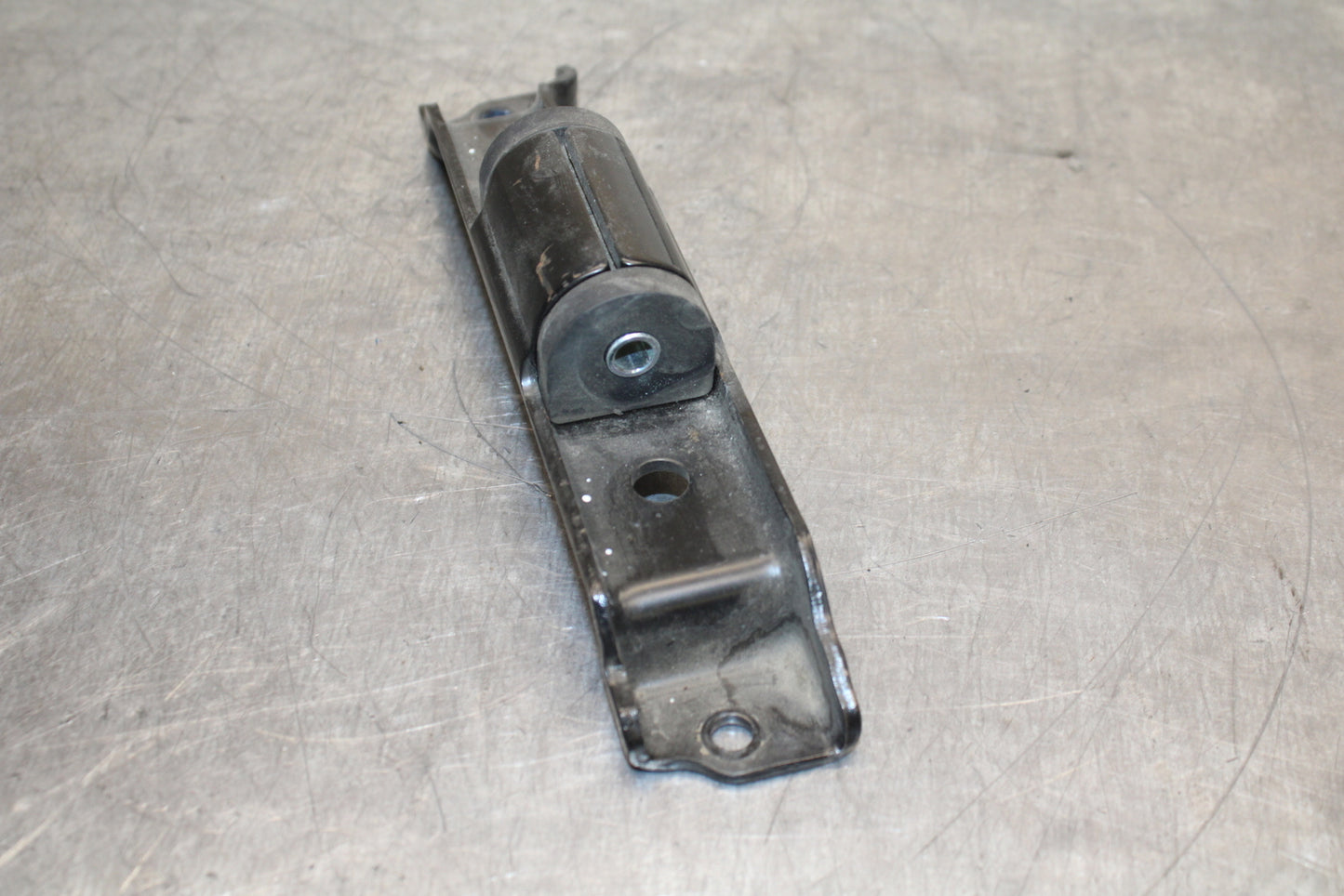 12-13 KAWASAKI Z1000 GAS TANK FUEL CELL PETROL RESERVOIR BRACKET MOUNT BB743