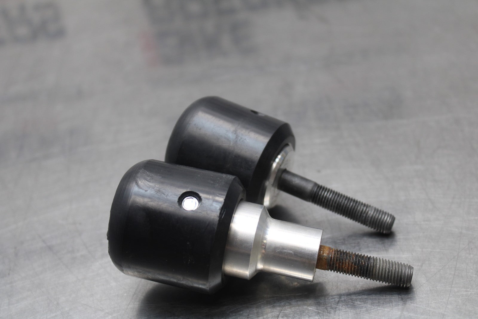 08-10 SUZUKI GSXR 600 WOODCRAFT FRAME SLIDERS SET BB202