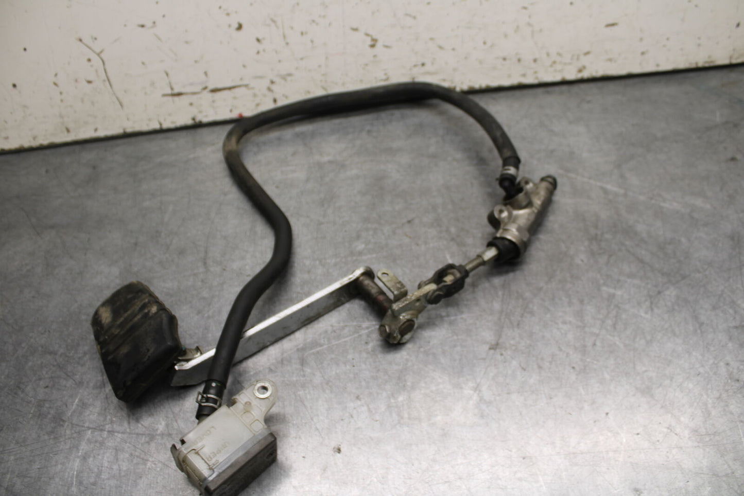 14-15 YAMAHA V STAR 1300 XVS1300CT TOURER REAR BACK BRAKE MASTER CYLINDER BB722