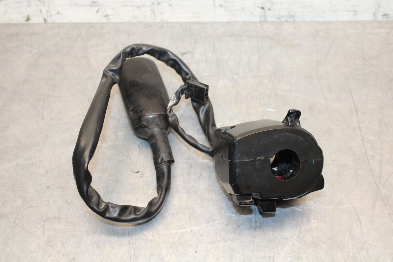 2015 Kawasaki Ninja 300 EX300 RIGHT CLIP ON HANDLE KILL OFF START SWITCH BB61