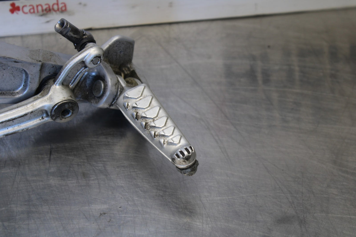 20-23 APRILIA RS660 LEFT REARSET REAR SET FOOT PEG W SHIFTER BB889