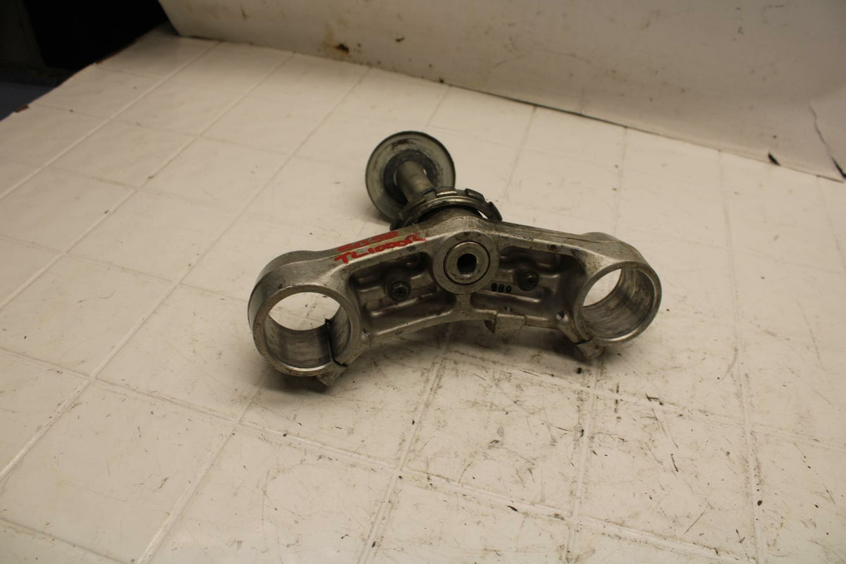 98-03 SUZUKI TL1000R FRONT FORKS CLAMP LOWER TRIPLE TREE STEM 51410-02FA0 BB23
