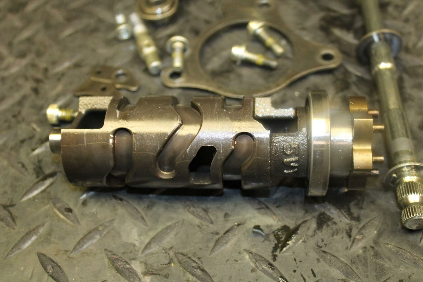 06 YAMAHA YZF R1 ENGINE TRANSMISSION GEAR SHIFT SHIFTER CAM DRUM W FORKS BB191 D