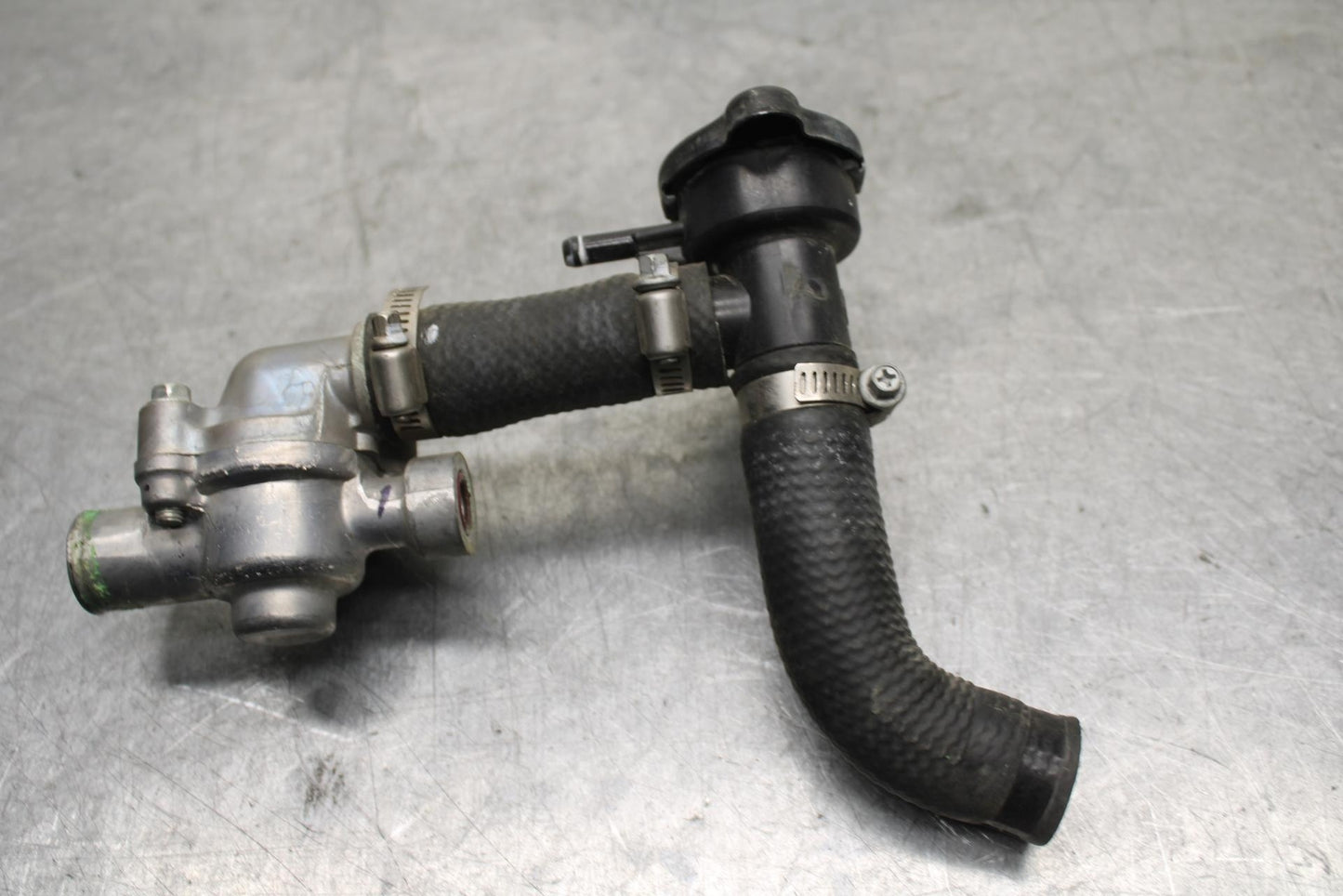 15-16 KAWASAKI EX300 THERMOSTAT ENGINE COOLANT WITH HOUSING BB635