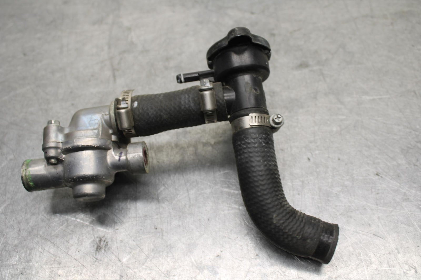 15-16 KAWASAKI EX300 THERMOSTAT ENGINE COOLANT WITH HOUSING BB635