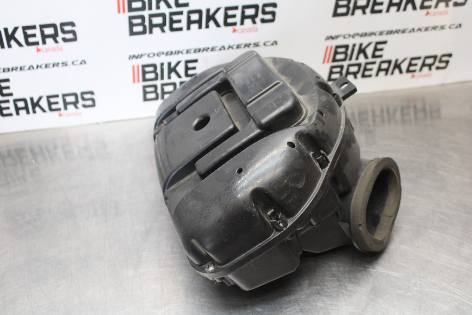 08-10 SUZUKI GSXR 600 AIRBOX AIR INTAKE FILTER BOX BB202