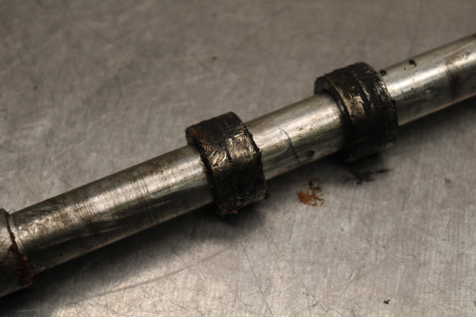 14-15 KAWASAKI NINJA 650 EX650F ABS FRONT WHEEL RIM AXLE PIVOT BOLT BB741