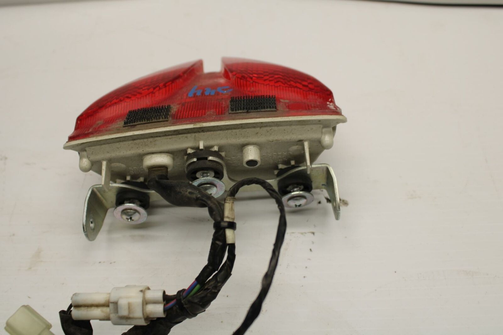 08-09 SUZUKI GSXR600 REAR TAIL TAILLIGHT BACK BRAKE LIGHT  BB244