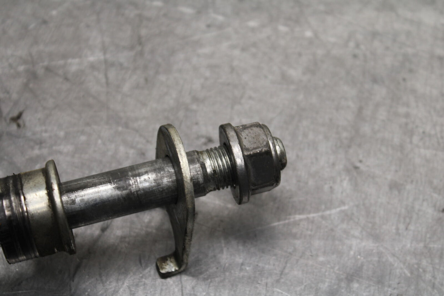15-16 HONDA CB300F REAR AXLE BACK WHEEL RIM PIVOT BOLT AXEL BB740