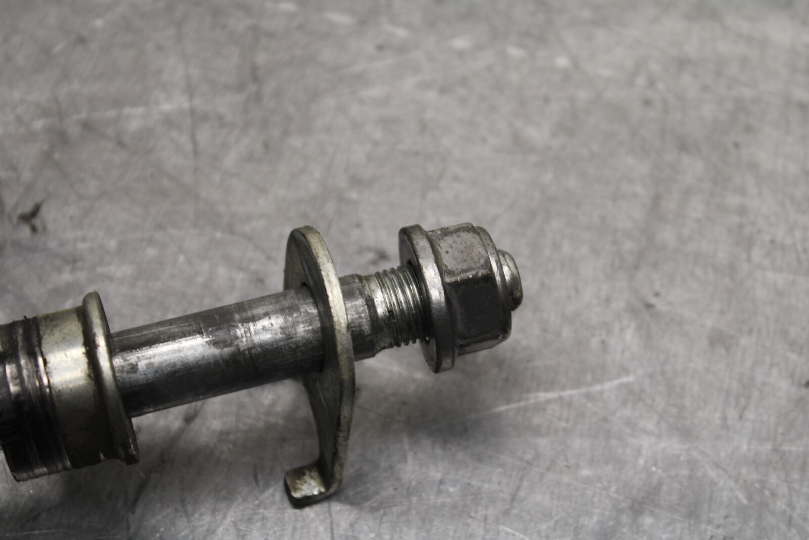 15-16 HONDA CB300F REAR AXLE BACK WHEEL RIM PIVOT BOLT AXEL BB740