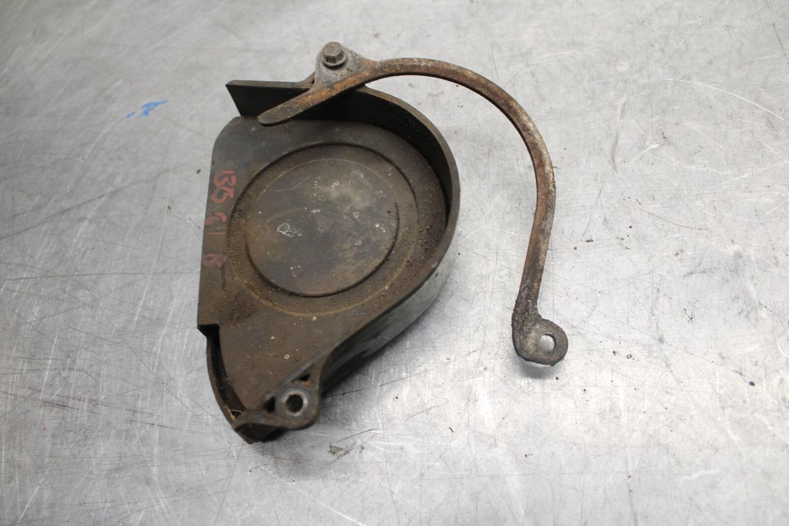1992 Honda CBR600F2 ENGINE SPROCKET COVER 11350-MV9-670 BB40