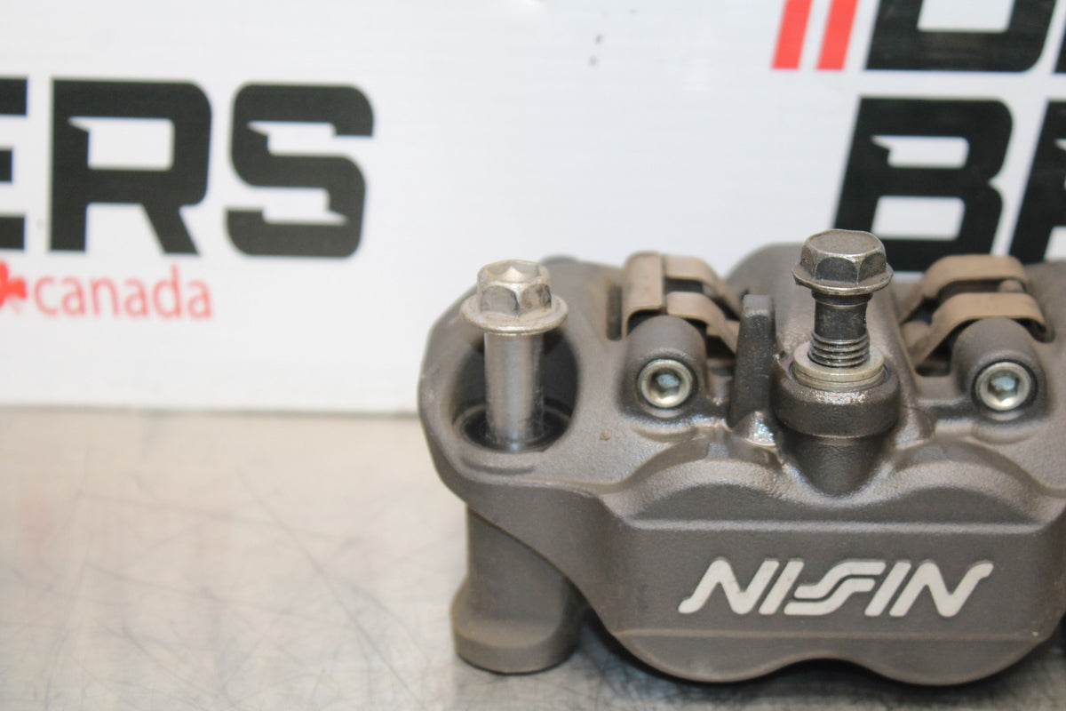 19-23 KAWASAKI NINJA ZX6R RIGHT LEFT FRONT BRAKE CALIPER SET PAIR CALIPERS BB188
