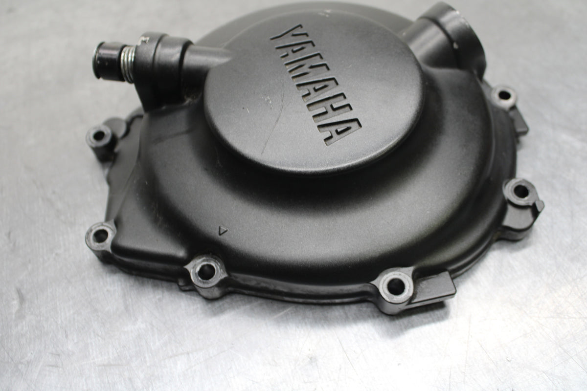 03-05 YAMAHA YZF R6  CLUTCH SIDE ENGINE MOTOR COVER BB132