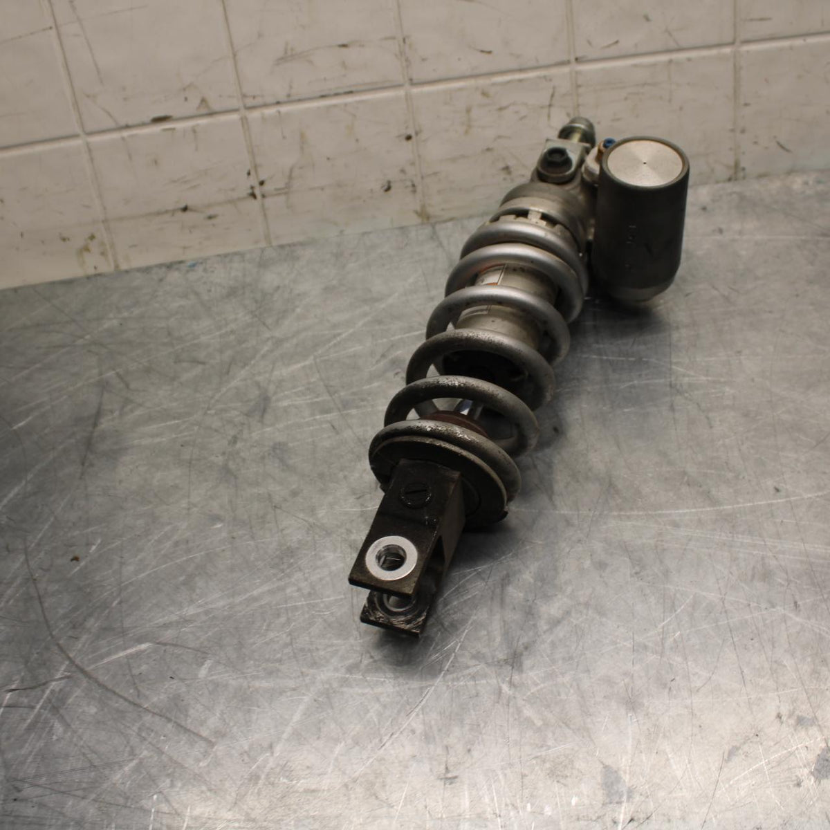 08-16 YAMAHA YZF R6 REAR BACK SHOCK ABSORBER SUSPENSION 13S-22210-82-00 BB465