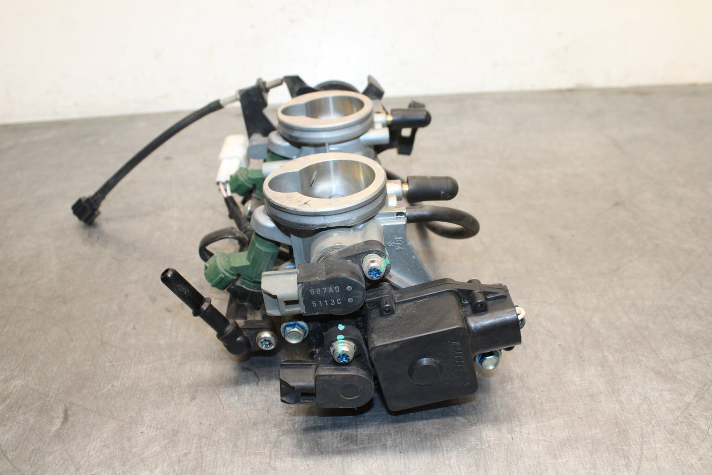 12-17 KAWASAKI NINJA 650 MAIN FUEL INJECTORS / THROTTLE BODIES BB129