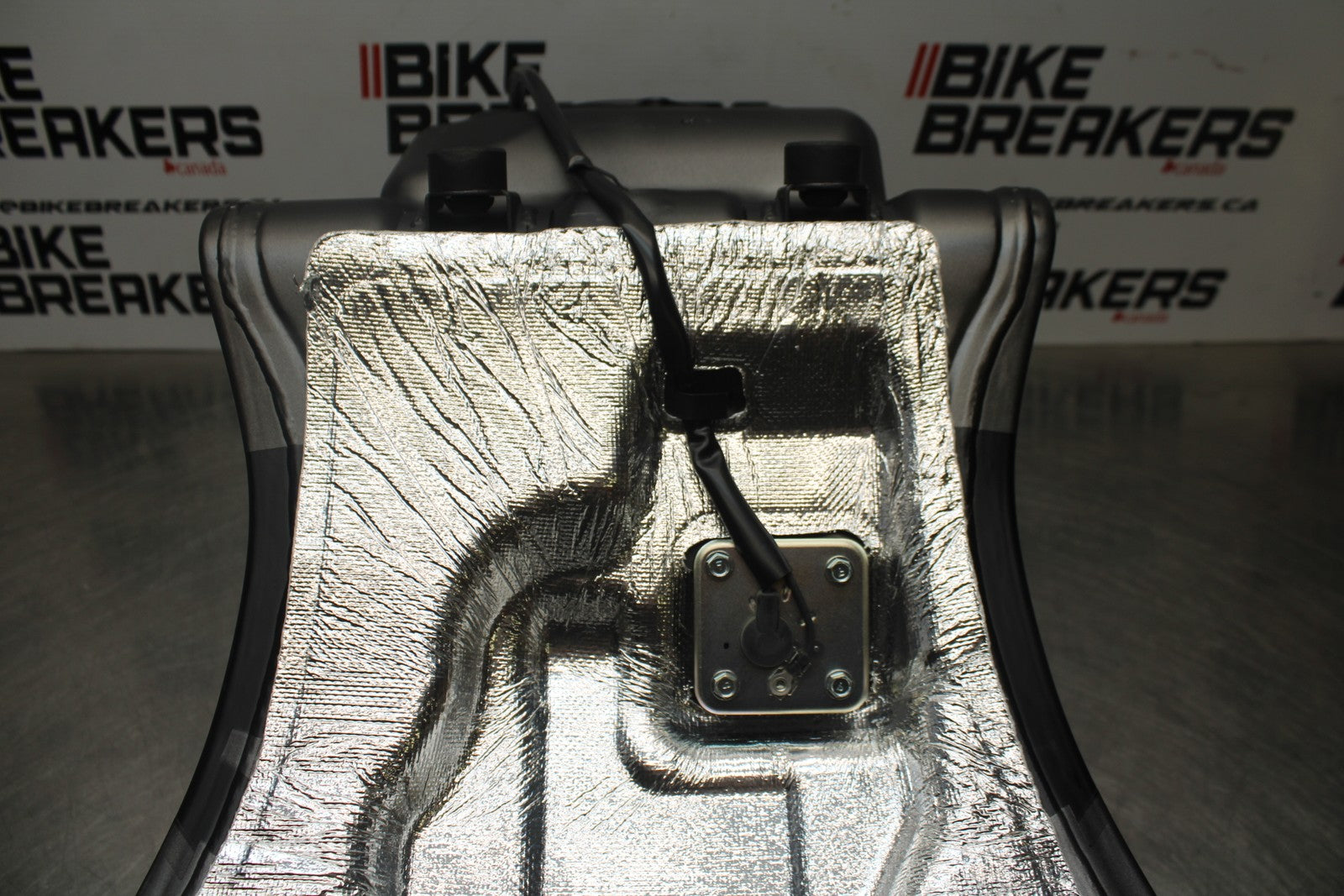 23-24 KAWASAKI NINJA ZX14R NEW!! GAS TANK FUEL CELL PETROL RESERVOIR BB764