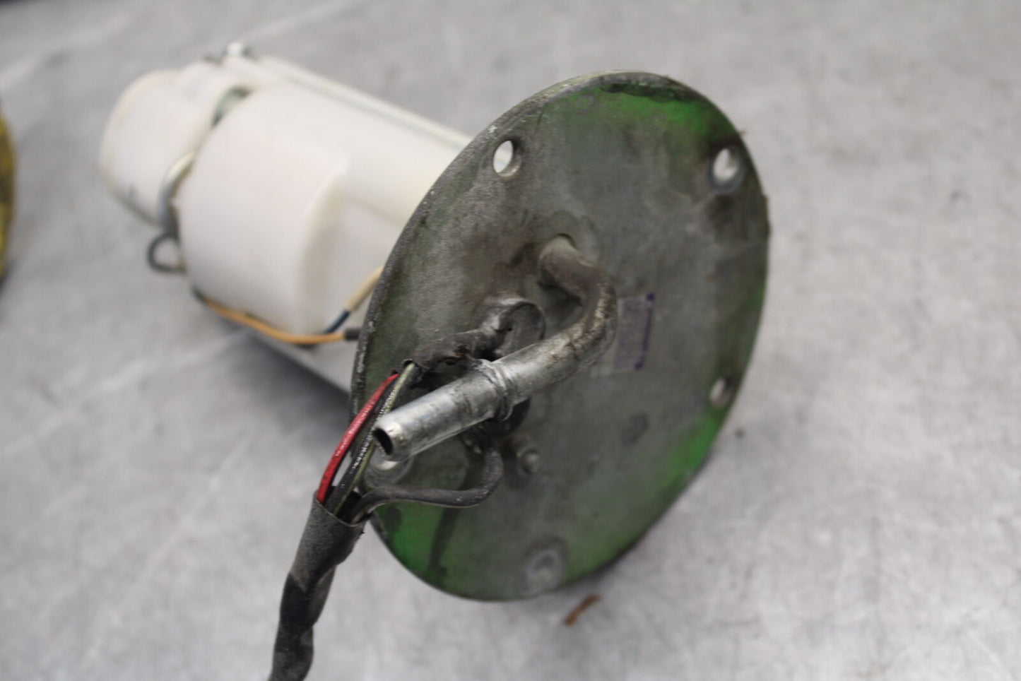 09-12 KAWASAKI NINJA ZX6R FUEL PUMP GAS PETROL SENDER UNIT 49040-0023 BB656