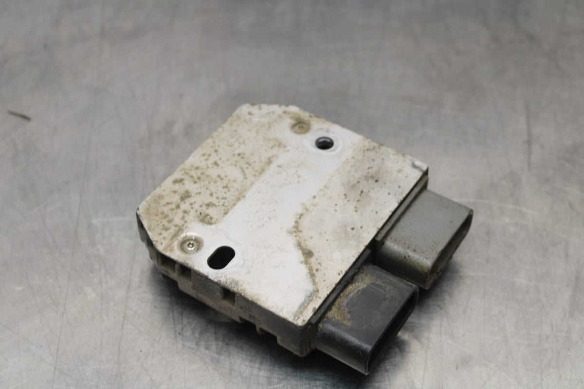 05 TRIUMPH ROCKET III RECTIFIER VOLTAGE REGULATOR BB186
