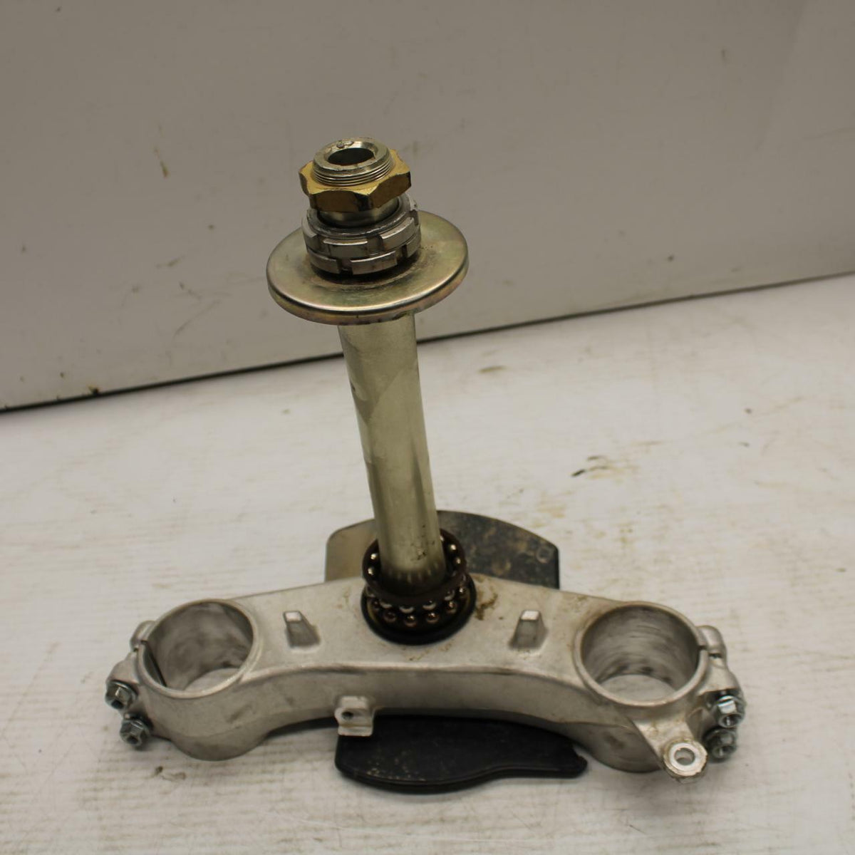 06-07 SUZUKI GSXR600 FRONT FORKS CLAMP LOWER TRIPLE TREE STEM BB289