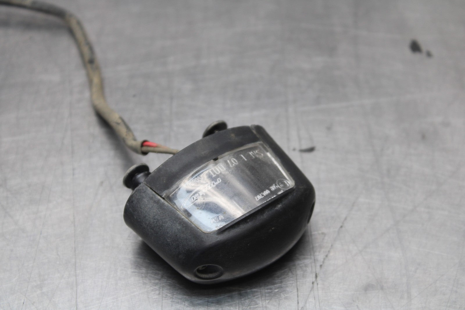 09-10 KAWASAKI ER-6N LICENSE PLATE LIGHT BB205