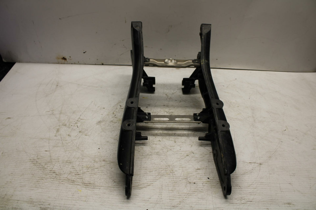 06-07 SUZUKI GSXR600 REAR SUBFRAME BACK SUB FRAME BB289