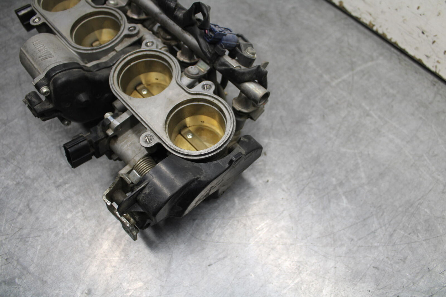 07-08 YAMAHA YZF R1 MAIN FUEL INJECTORS / THROTTLE BODIES BB724