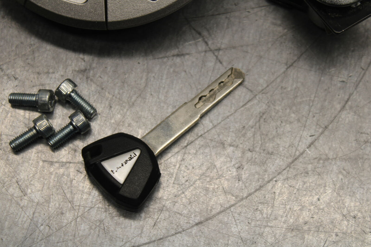 18-23 KAWASAKI NINJA 400 EX400 IGNITION LOCK KEY SET /GAS CAP & SEAT LOCK  BB747