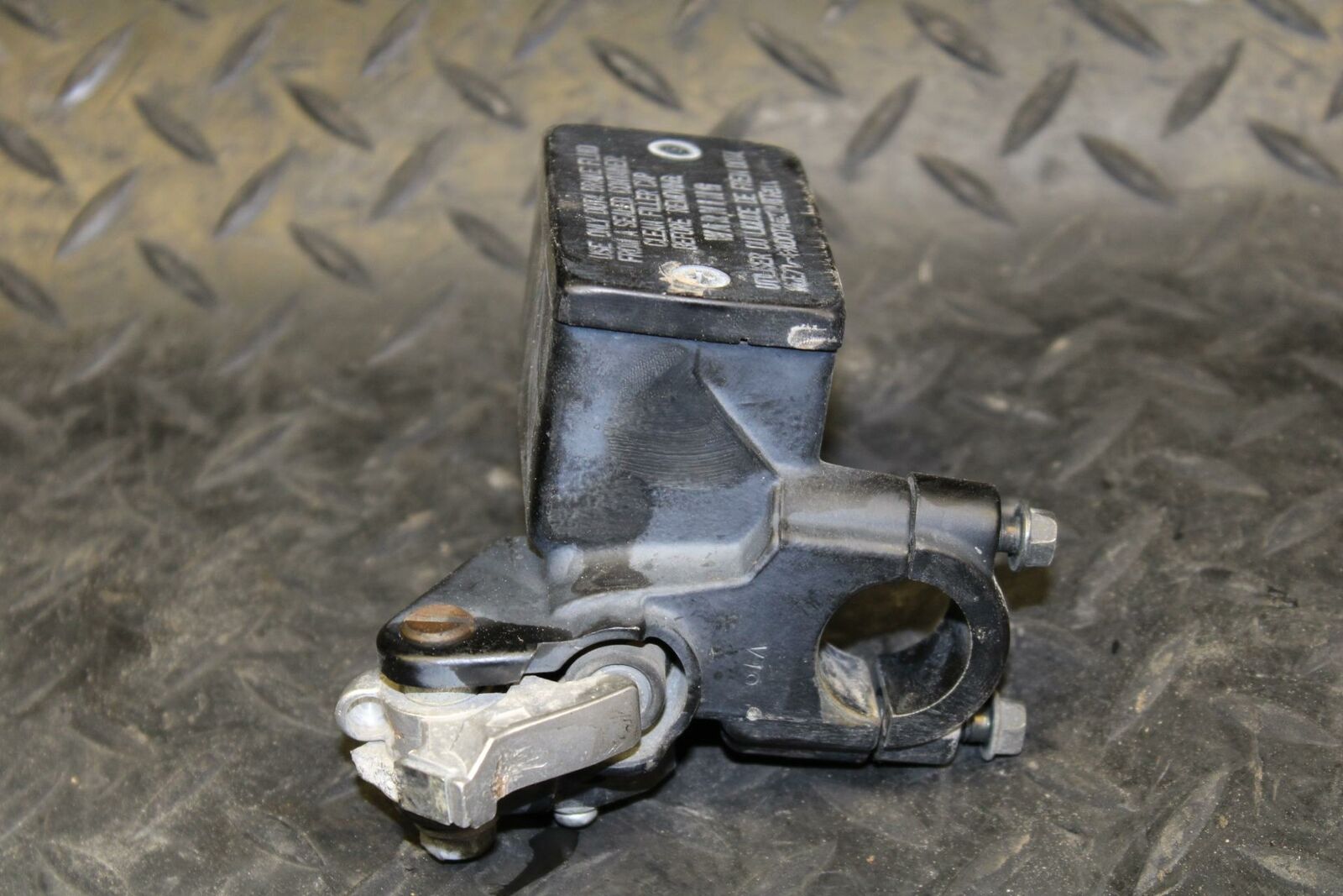 07 SUZUKI BURGMAN 650 FRONT LEFT BRAKE MASTER CYLINDER  BB183