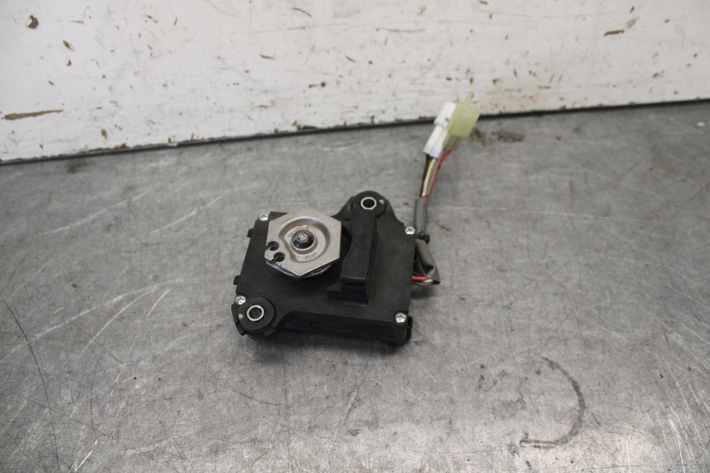 13-18 KAWASAKI NINJA ZX6R EXHAUST VALVE SERVO MOTOR BB682