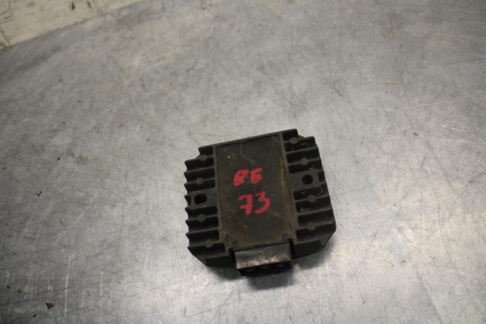 1996 Kawasaki Ninja 600R ZX600C RECTIFIER VOLTAGE REGULATOR BB35
