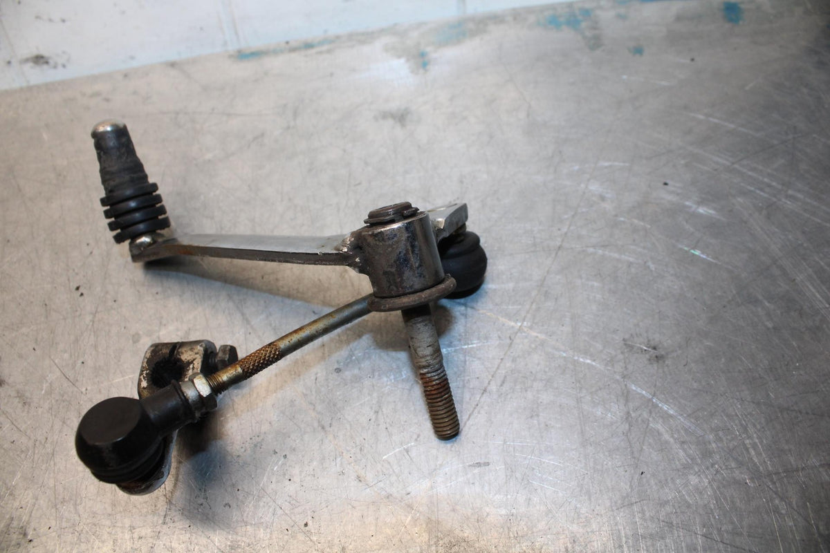 84-85 YAMAHA FJ1100 SHIFTER LINKAGE SHIFT LINK PEDAL 1TX-18101-02-00 BB29