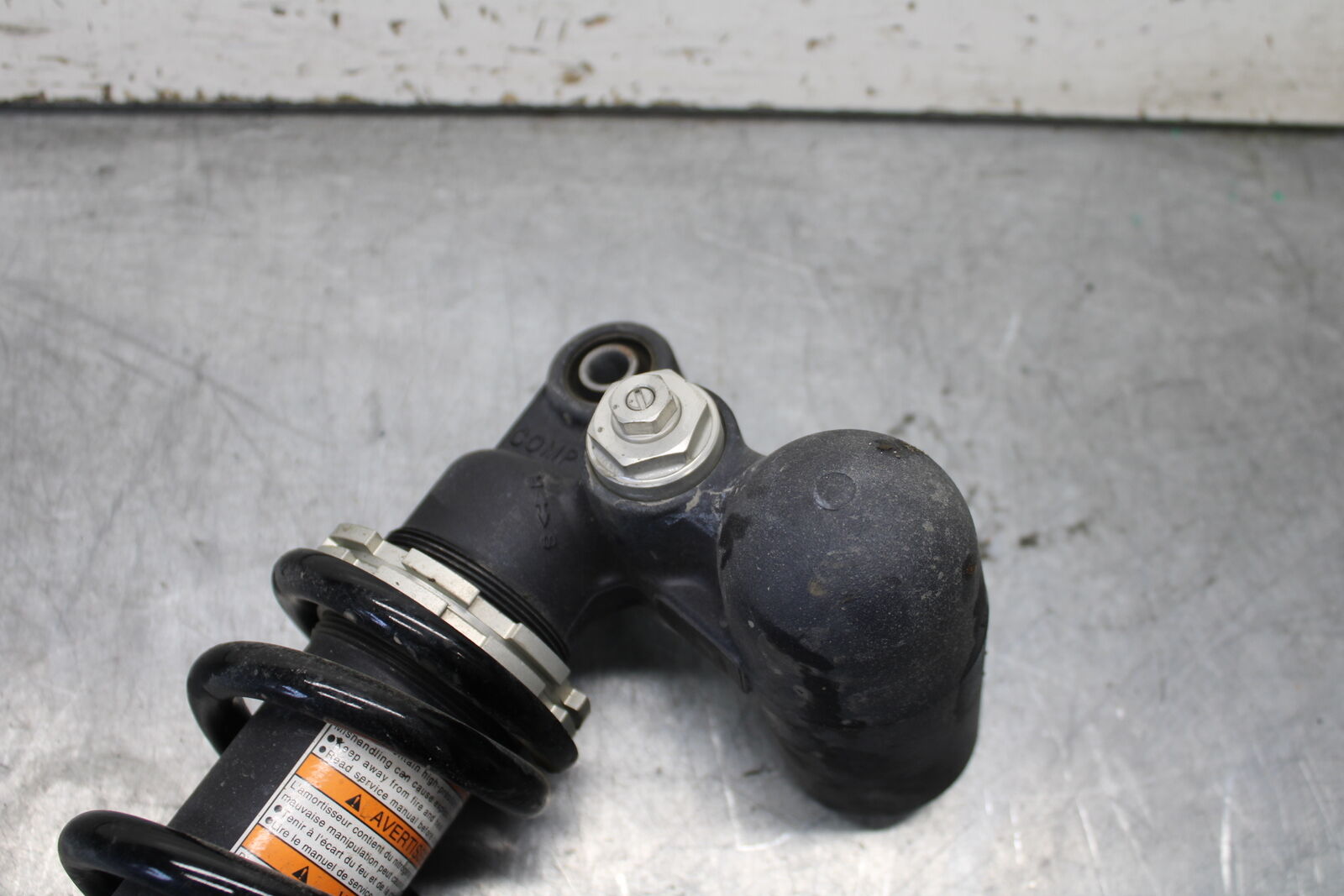 11-24 SUZUKI GSXR750 REAR BACK SHOCK ABSORBER SUSPENSION 62100-15810-019 BB714
