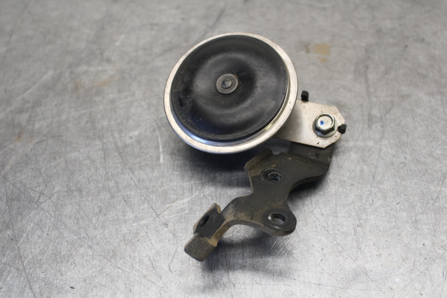 09-14 YAMAHA YZF R1 HORN SIGNAL 14B-83371-00-00 BB696
