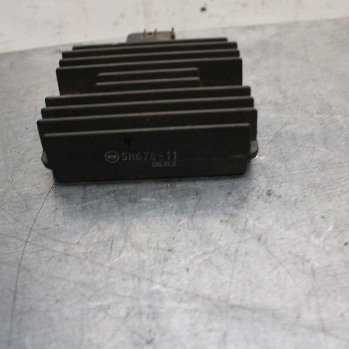 07 YAMAHA YZF R6 2c0 RECTIFIER VOLTAGE REGULATOR 4XY-81960-00-00 BB75